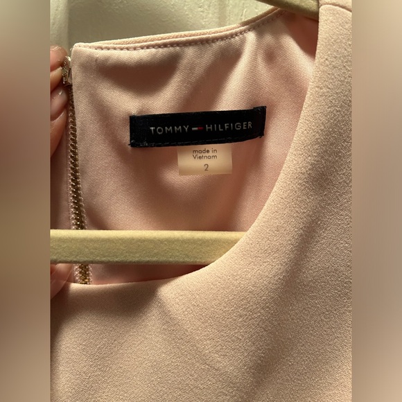 Tommy Hilfiger - size 2, light pink cold shoulder dress - Picture 2 of 6
